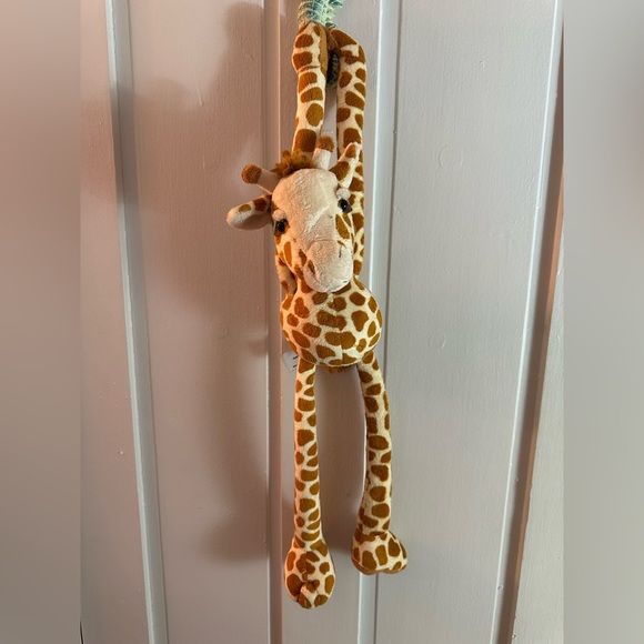 FAO Schwarz Geoffrey Giraffe Plush 24” Toys“R”Us 2011 Collectible Stuffed Animal - Picture 1 of 6